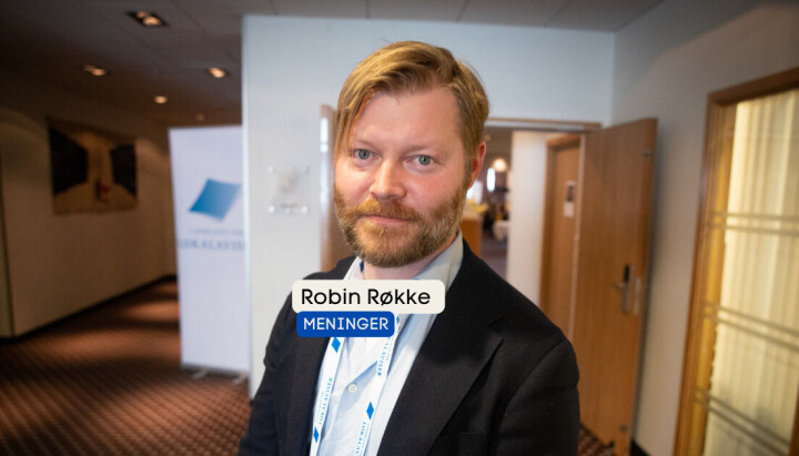– Får Norge en bedre opplyst offentlighet hvis alle avisene skal følge oppskriften til Amedia eller Polaris?, spør Robin Røkke. – Får Norge en bedre opplyst offentlighet hvis alle avisene skal følge oppskriften til Amedia eller Polaris?, spør Robin Røkke.