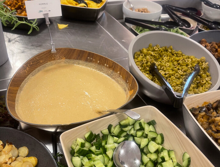 Hummus med øse var nytt.