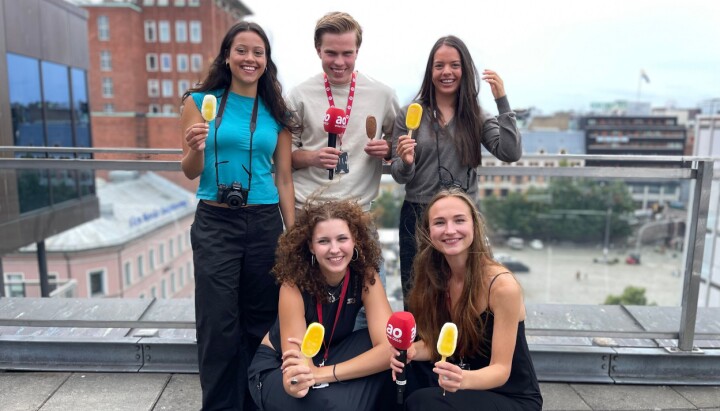 Fra venstre: Ingvild Shrivastava, Christian Fredrik Borg, Sara Funderud Assraoi, Emma Nedregotten Glimstad og Alvilde Overaa. (Tina Nyberg Flo var ikke tilstede da bildet ble tatt). På bildet fra venstre: Ingvild Shrivastava, Christian Fredrik Borg, Sara Funderud Assraoi, Emma Nedregotten Glimstad og Alvilde Overaa.