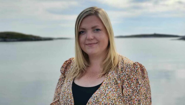 På bildet: Lena Jørgensen som blir redaktør for begge avisene på Hitra og Frøya.