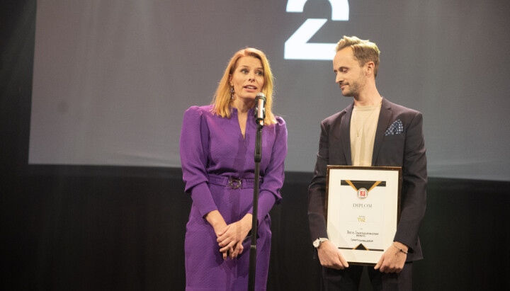 TV 2-journalistene Ida Marie Vatn og Magnus Krogsæter Aarre vant hovedprisen.