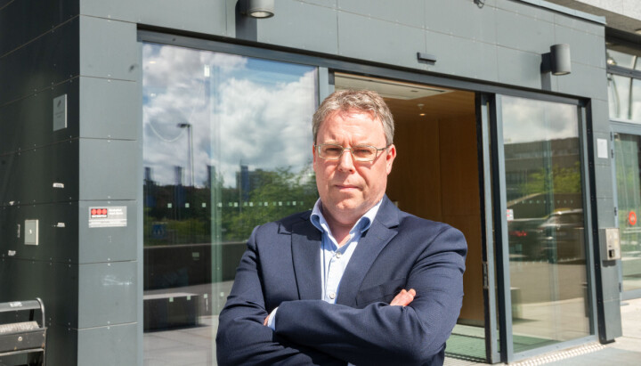 Sjefredaktør Frode Hansen møtte Medier24 utenfor redaksjonslokalene etter allmøtet. Sjefredaktør Frode Hansen møtte Medier24 utenfor redaksjonslokalene etter allmøtet.
