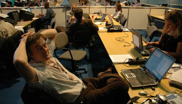 Jan Thoresen i 2004 på pressesenteret til klimakonferansen COP10 i Buenos Aires, som han dekket for Dagbladet.no.