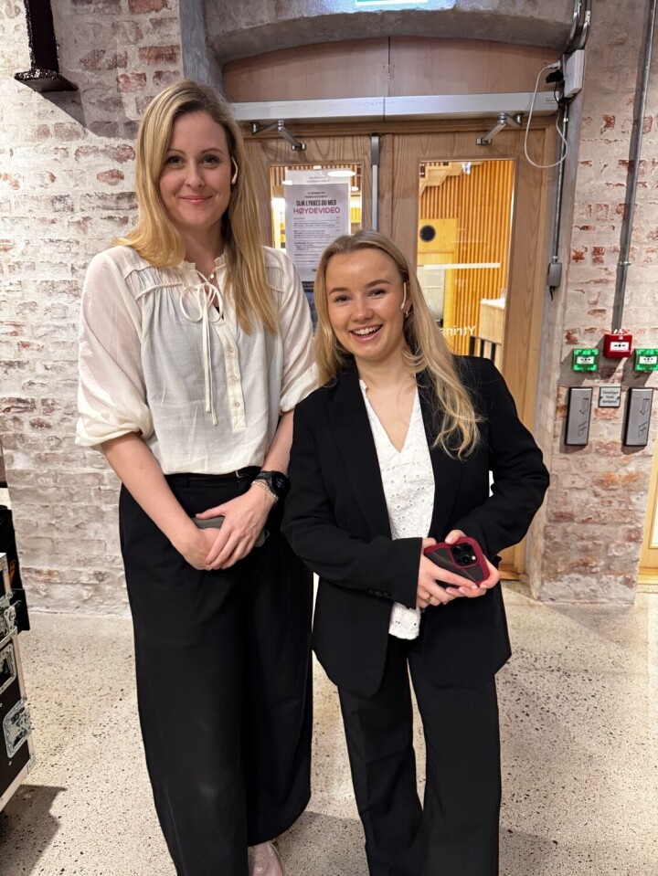 Hanne Louise Åkernes og Ylva Storhaug-Paalgard på Pressens hus tidligere i år. Hanne Louise Åkernes og Ylva Storhaug-Paalgard på Pressens hus tidligere i år.