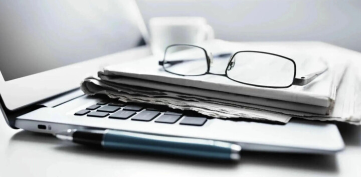 Vil du skrive faglitteratur – eller bærer du på en idé om en bok, fagartikkel, veileder eller kanskje en podkast? 📚 PFF faglitteratur - pc og briller