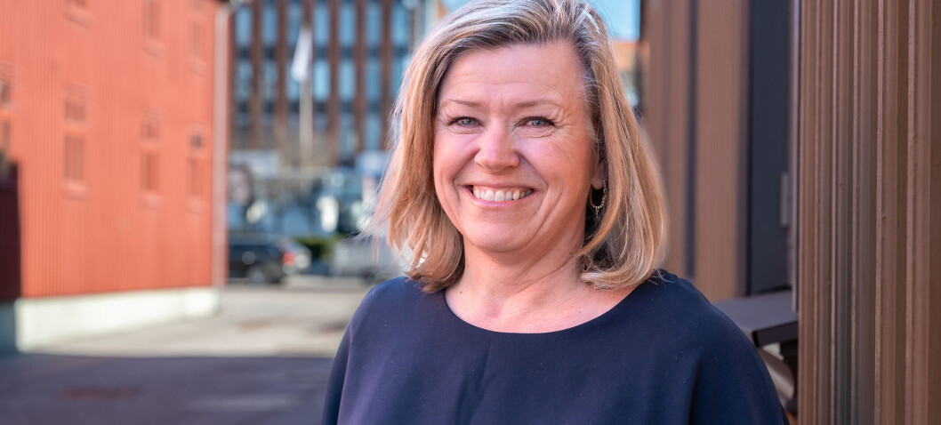 Står midt i omorganisering - og vil heller ha kritikk enn ros